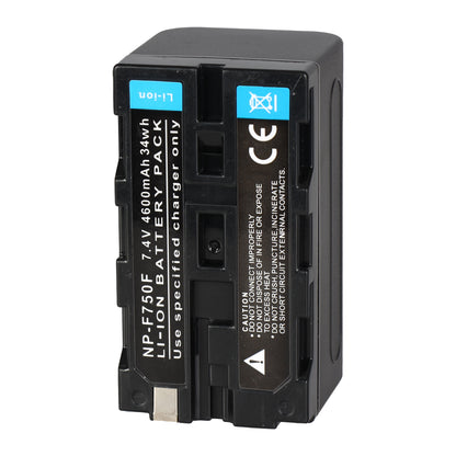 Falcon Eyes 2 x Accu NP-F750 + Acculader SP-CHG voor LED Lamp — 3