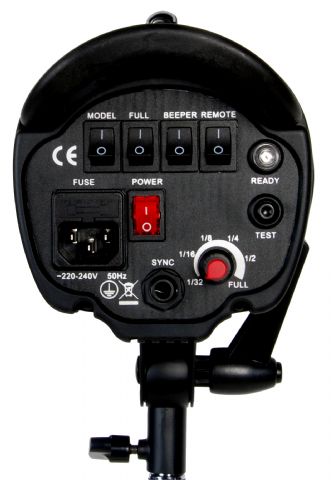 Falcon Eyes Studioflitsset TFK-2300A — 3