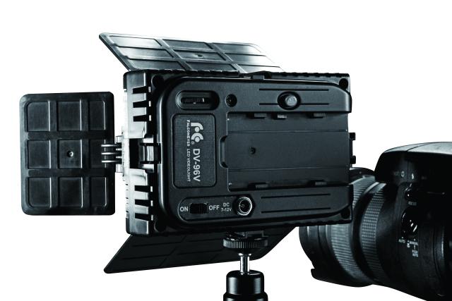 Falcon Eyes LED Lamp Set Dimbaar DV-96V-K1 op Batterij — 2